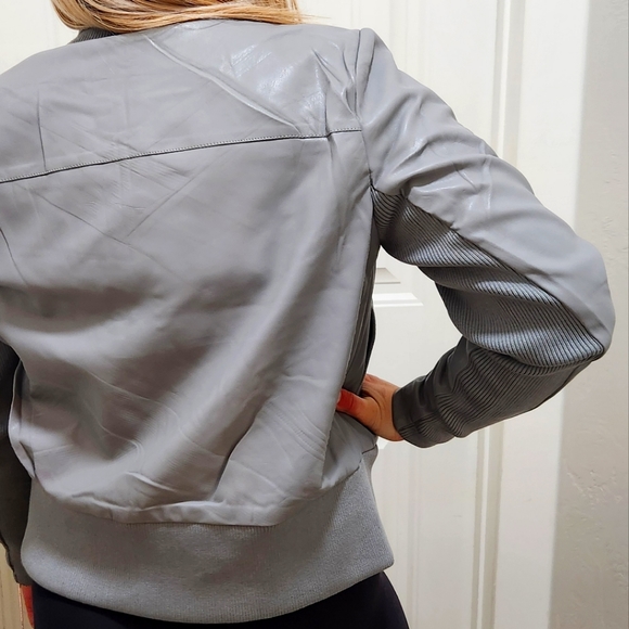 Women's Moto Biker Short Coat Jacket - Picture 6 of 10